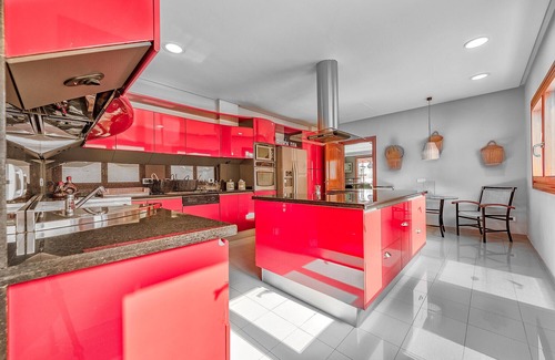 Campo Internacional Maspalomas Chalet De Esquí | Magic house piscina privada, sauna y juegos