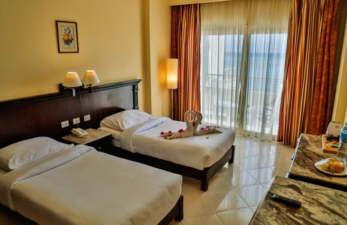 Dahar Hotel | Magic Beach Hotel Hurghada
