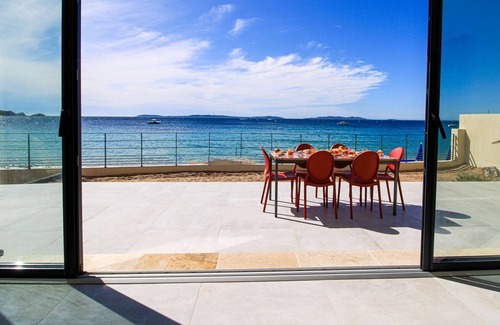 Cavaliere Beach Apartamento | Magic flat on Cavalière beach by SELECTsoHOME