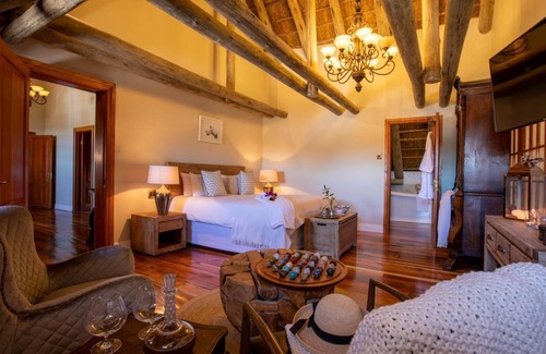 Jansenville Casa | Magic Hills - Ilanga Manor House