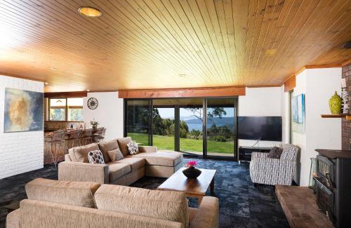 Smiths Lake Casa | Magic Mountain at Smiths Lake