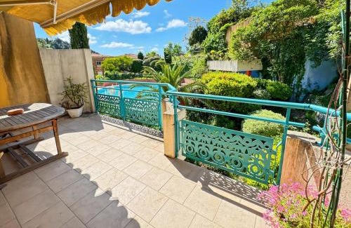 Roquebrune-Cap-Martin Apartamento | Magic Pool View, Rickeys