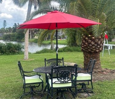 South Venice Casa | Magic Secluded Suite-Pool-Sauna plus Lake View Venice Florida