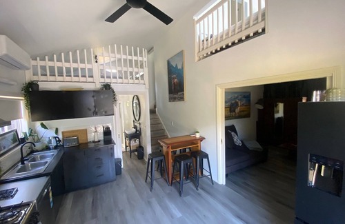 Merrijig Casa | Magic views of Mt Buller with generous accommodation and entertaining options