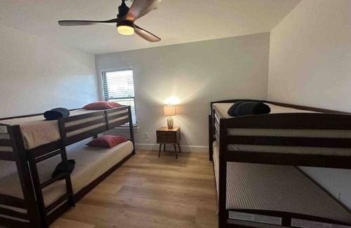 Cedar Hill Casa | Magical 5BR W Pool+Hot Tub, Lake, Basketball Court