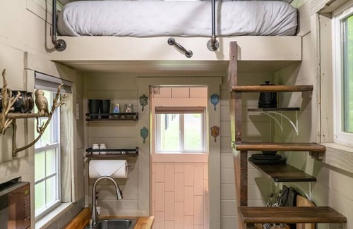 Sylva Casa | Magical Retreat Whisper Woods, Hot Tub & Fire Pit