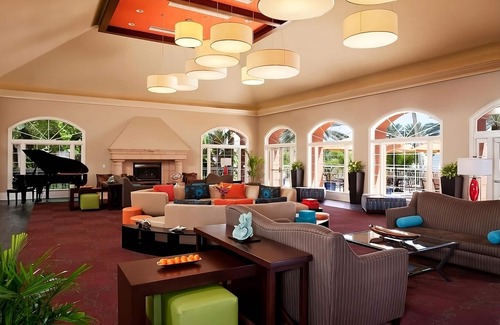 Florida Central Atlantic Coast Hotel | Magical Oasis in the Heart of Orlando! Outdoor Pool, Kitchenette, Free Parking!