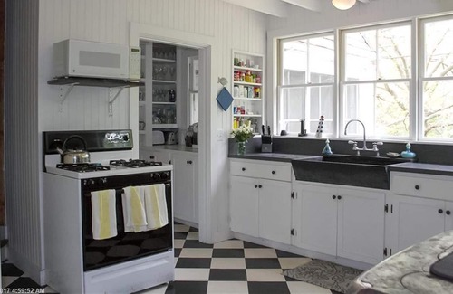 Portland Cabaña | Magical Rambling 5 Bedroom Cottage construida 1904 por John Calvin Stevens
