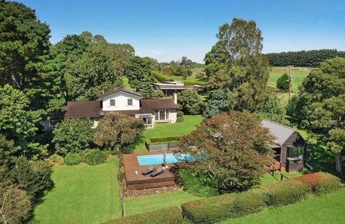 Burrawang Casa | Magical Rustic Farm Estate with incredible Poolhouse