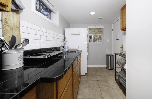 Huntington Apartamento | Magical Space by Metro/Alexandria/Harbor & Parking