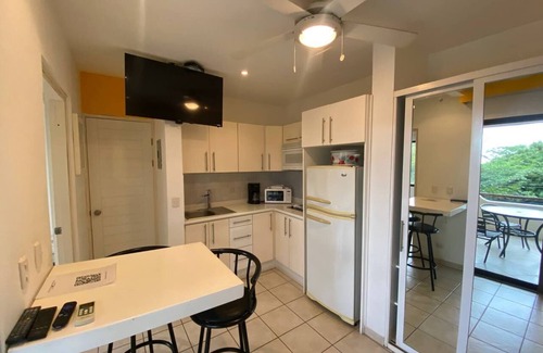 Santa Barbara Apartamento | Magical Sunsets at Coco Sunset Hills