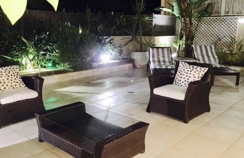 Herzliya Pituach Apartamento | Ramat yam-Apartamento-Apartamento-Baño con ducha-Terraza