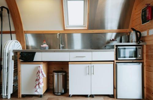 Bury St Edmunds Casa | Maglia Rosso by Wigwam Holidays