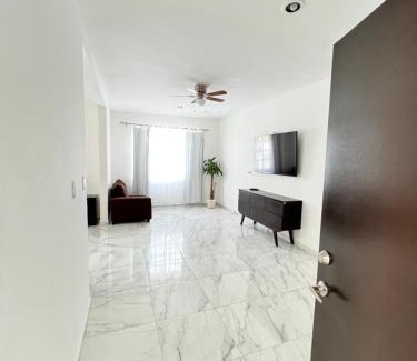 S. M. 57 Casa | Magnífica casa con alberca privada a 10 min del mar