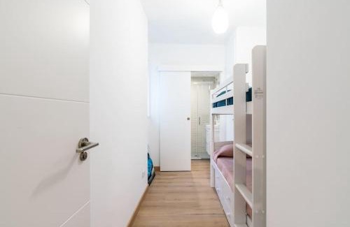 Los Remedios Apartamento | Magnífico Ático en frente de la Feria