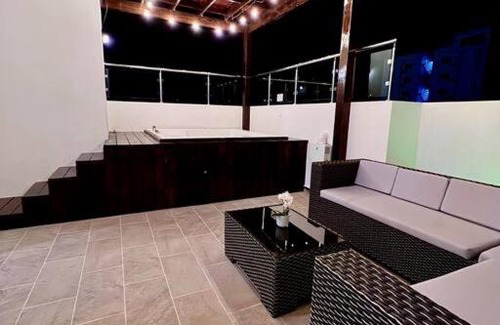 Santiago Province Apartamento | Magnificent Pent House w/Jacuzzi