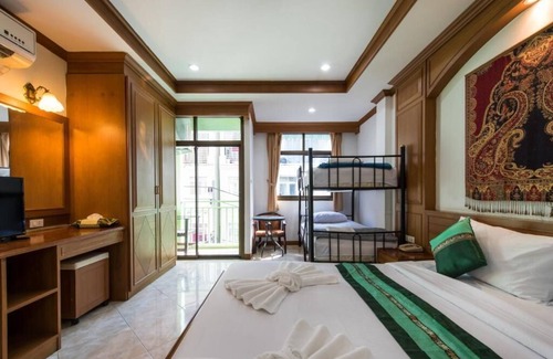 Nanai Road Hotel | Magnific Patong