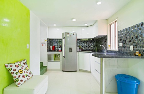 Robledo Condominio | Magnifica casa con fenomenales vistas a la ciudad,