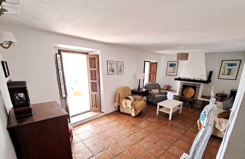 Gaucín Cabaña | Magnifica casa en el centro del pueblo con unas vistas de ensueño.