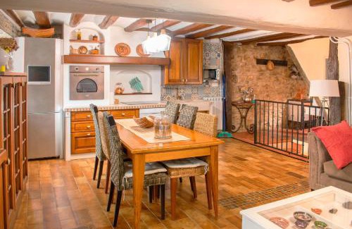 Unzue Chalet De Esquí | Magnifica casa rural para familias en Navarra