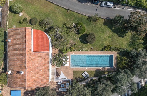 Roquebrune-Cap-Martin Villa | Entre Mónaco e Italia, magnífica villa, piscina, montaña con vistas al mar