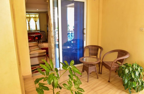 Muyenga Apartamento | Magnificent 1 and 2 bedroom serviced Apartments in Kabalagala (SB 28)