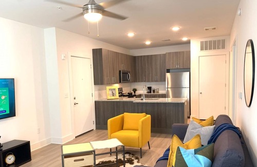 Chosewood Park Apartamento | Magnificent 1 BR Skylar Apartment By RBA Living