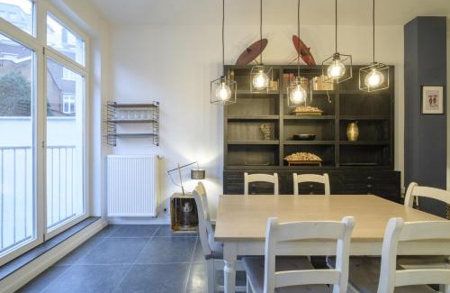 Matonge Apartamento | Magnificent 2 bedroom duplex + terrace Ixelles