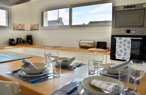 Doelan Villa | Magnífica villa de 4 * con piscina y spa, terraza con vistas al mar.