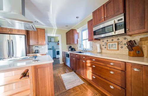 Norwich Casa | Magnificent 5BR/2BA Near Casinos