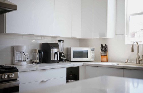 Westminster Casa | Magnificent 6BR near Disney w/Parking & Play area