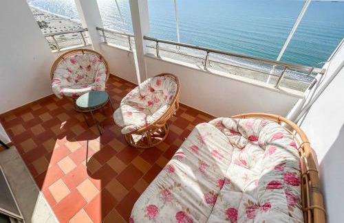Shkembi i Kavajes Apartamento | Magnificent 733