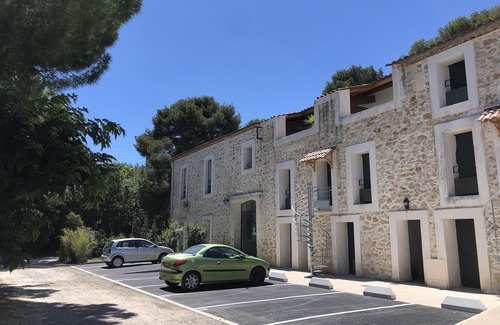 Lattes Apartamento | Magnificent air-conditioned duplex, terrace, gym, 10 min from train station, airport and beaches.