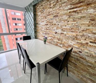 El Tesoro Apartamento | Magnificent apartment near Lleras and Provenza