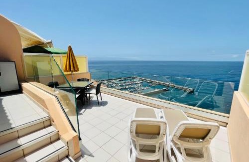 Los Gigantes Apartamento | Magnificent Apt. with Sea View, Cliff & Marina