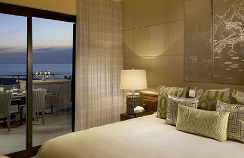 Los Cabos Complejo | Magnificent & Elegant Beachside Presidential Suite at 70% Discount