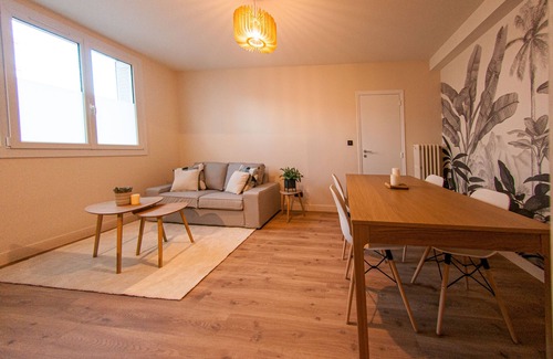 Montjuzet Apartamento | Magnificent F2 in a quiet location with free parking