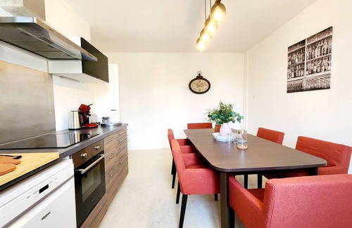 Plantieres Queuleu Apartamento | L'écrin des confidences-Apartamento-Exclusivo-Baño Privado-Vista al Jardín