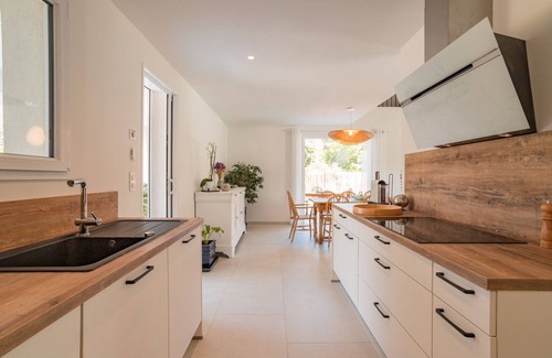 Bormes-Les-Mimosas Villa | Magnificent hillside villa with swimming pool