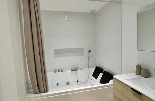 Cabara Apartamento | Magnificent gîte between countryside and vineyards