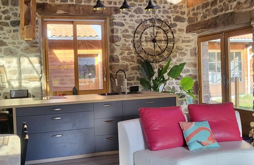 Rochepaule Otro | Magnificent Gîte in the heart of the Ardèche Verte region