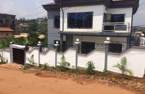 Yaounde Villa | Magnificent house in quiet residential area