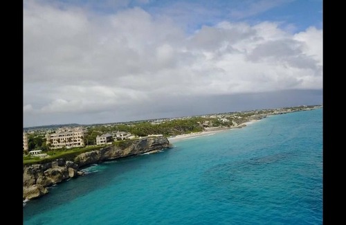 Diamond Valley Apartamento | Magnificent location central to The crane resort