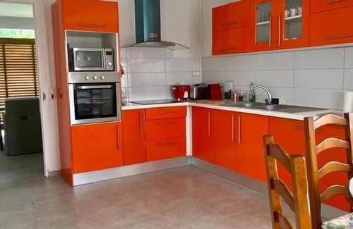 Trois-Rivieres Casa | MAGNIFICENT low villa, sea view, in Trois-Rivieres