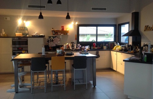 Lapeyrouse-Fossat Casa | Magnífica casa moderna de 250m2 climatizada con piscina privada tipo laguna.