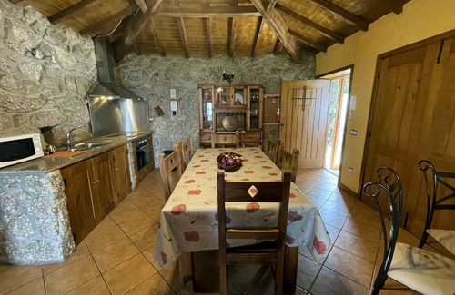 Molares Otro | Magnificent farm with pool and mountain views!
