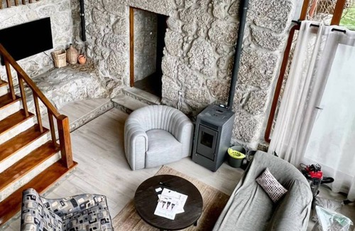 Molares Otro | Magnificent farm with pool and mountain views!