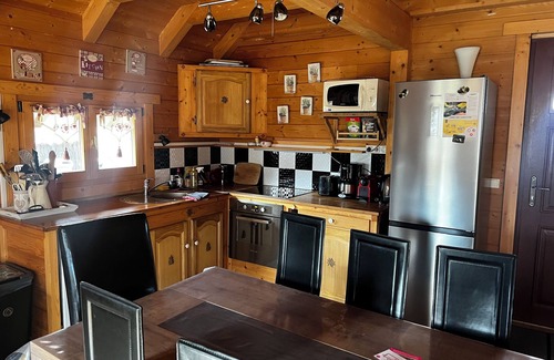 Erckartswiller Chalet De Esquí | Hermosa casa de campo Katzeroller, tranquilo con SPA privado.