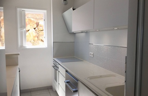 Santa-Reparata-di-Balagna Apartamento | MAGNIFICENT SEA-FRONT TERRACE APARTMENT for 4 to 4 people