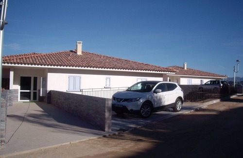 Santa-Reparata-di-Balagna Apartamento | MAGNIFICENT SEA-FRONT TERRACE APARTMENT for 4 to 4 people